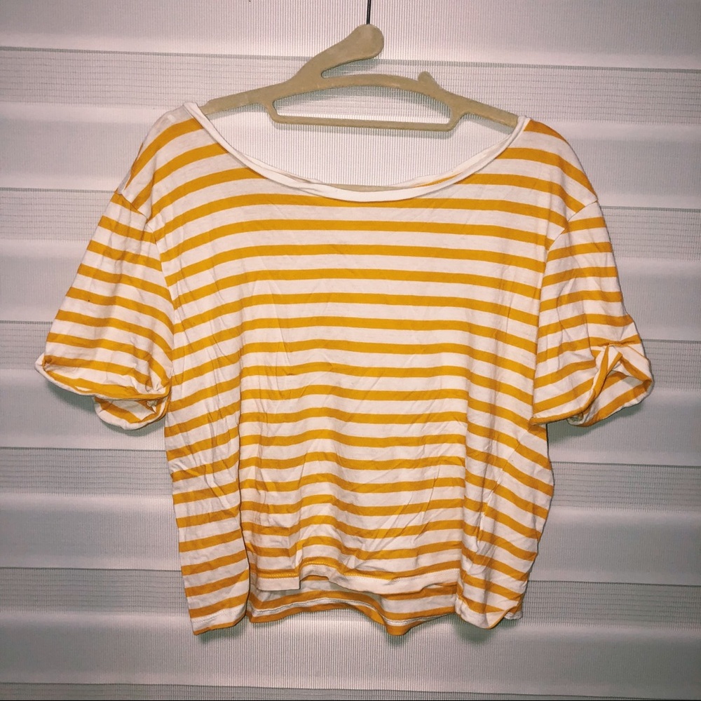 H&M yellow striped crop top🌟